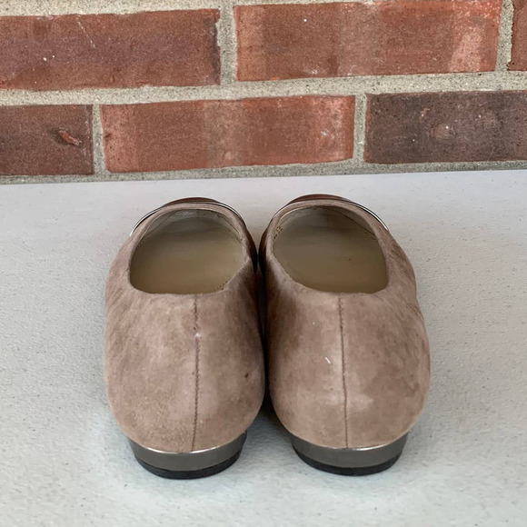 Naturalizer Applause tan leather cap-toe slip on flats Women's Size US 6.5 M - Picture 6 of 9